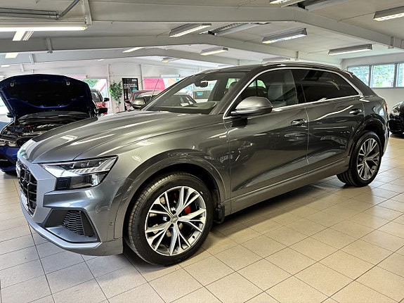 Audi Q8 18 of 19