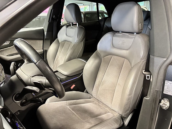 Audi Q8 10 of 19