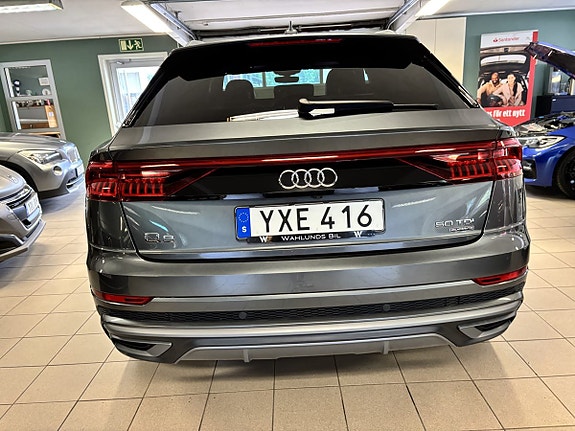 Audi Q8 6 of 19