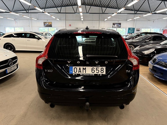 Volvo V60 5 of 9
