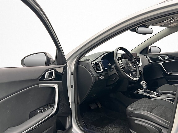 Kia XCeed 10 of 30