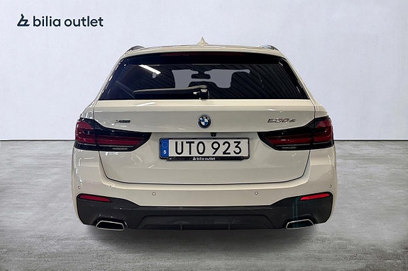 BMW 530e 5 of 29