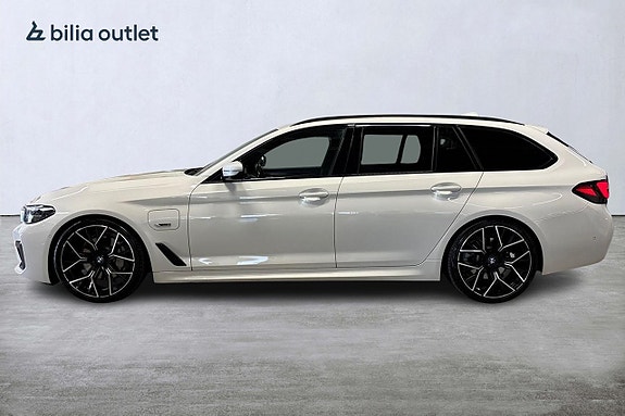 BMW 530e 4 of 29