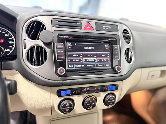 Volkswagen Tiguan 11 of 14