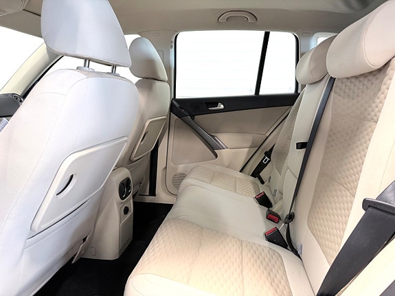 Volkswagen Tiguan 12 of 14