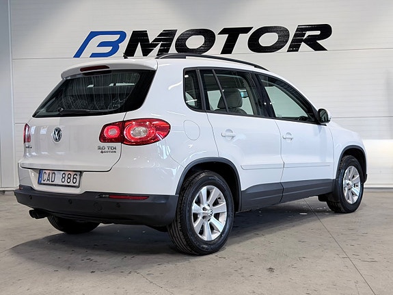 Volkswagen Tiguan 7 of 14