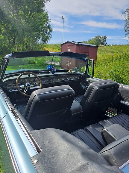 Chrysler Imperial 7 of 8