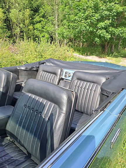 Chrysler Imperial 3 of 8