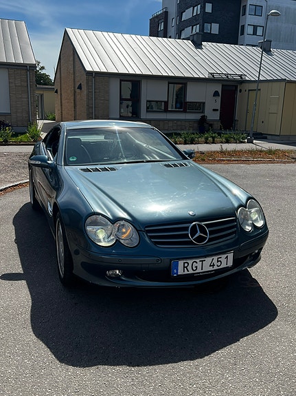 Mercedes-Benz SL500 3 of 20