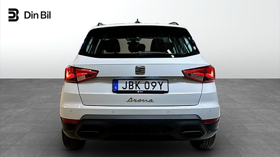 Seat Arona 5 of 18