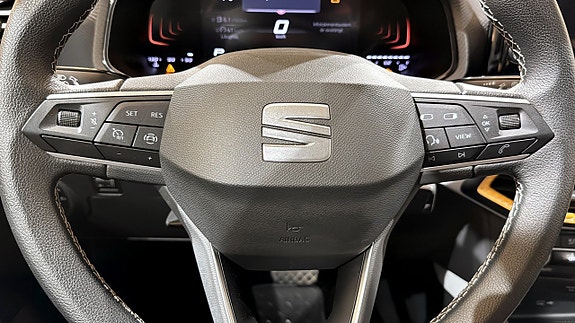 Seat Arona 15 of 18