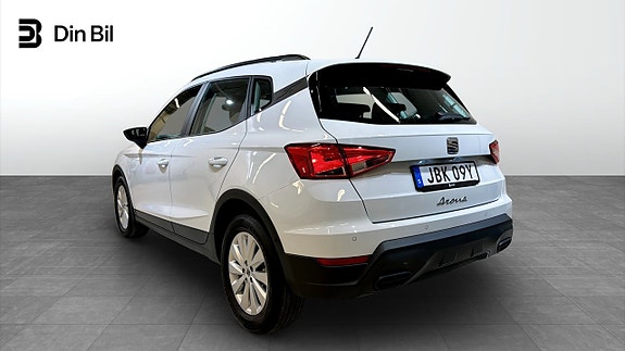 Seat Arona 3 of 18