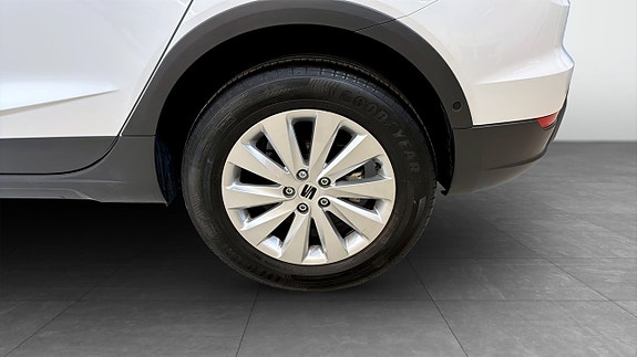 Seat Arona 6 of 18