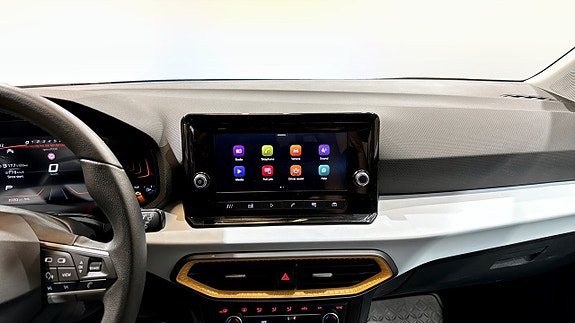 Seat Arona 9 of 18
