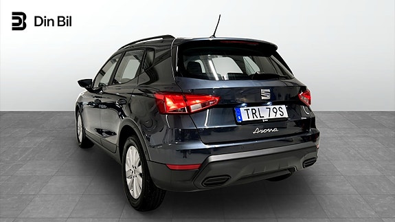 Seat Arona 3 of 18