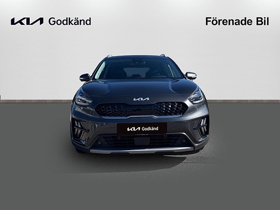 Kia Niro 2 of 22