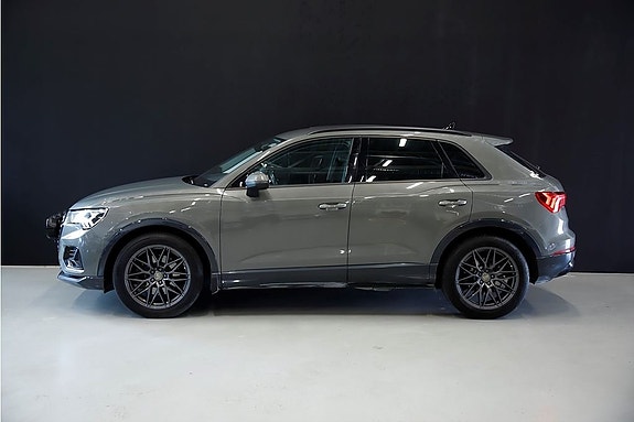 Audi Q3 3 of 15