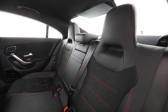 Mercedes-Benz CLA200 15 of 30