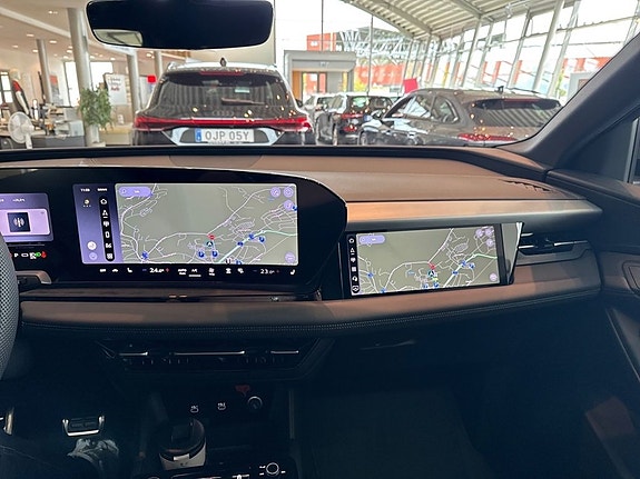 Audi Q6 e-tron 17 of 19