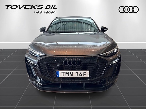 Audi Q6 e-tron 2 of 19