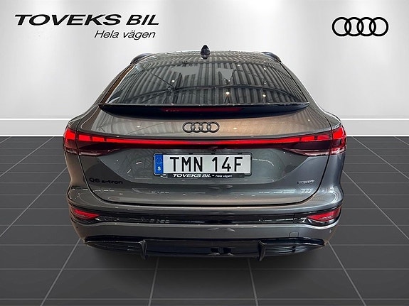 Audi Q6 e-tron 5 of 19