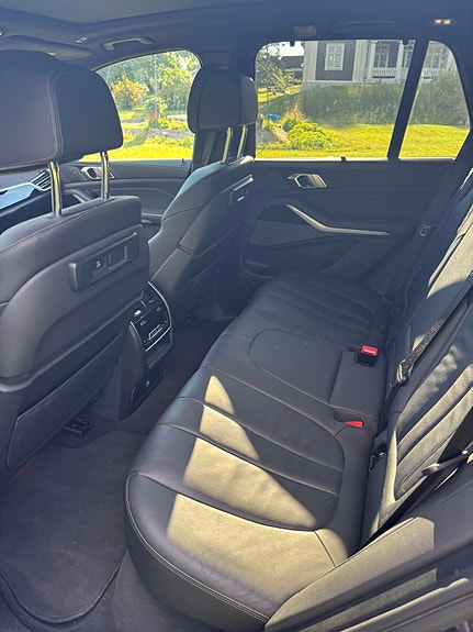 BMW X5 9 of 9