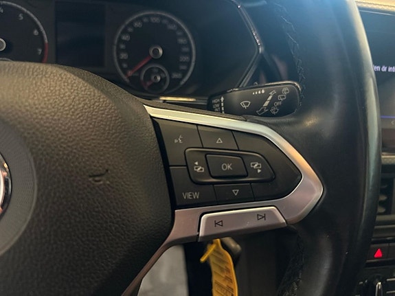 Volkswagen T-Cross 17 of 21