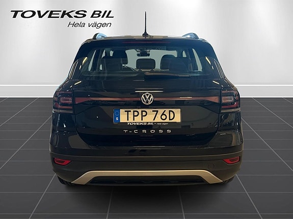 Volkswagen T-Cross 4 of 21