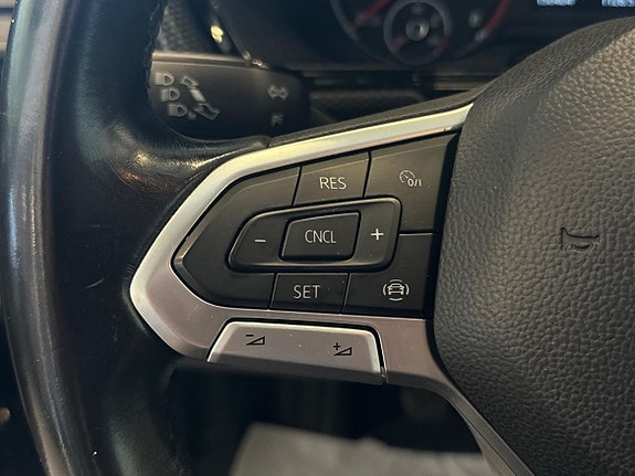 Volkswagen T-Cross 16 of 21