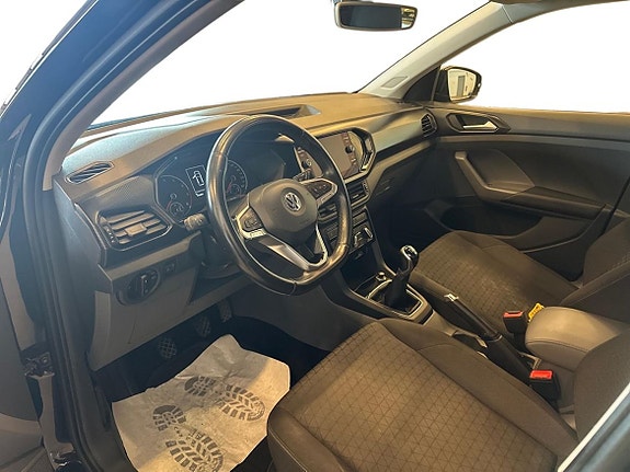 Volkswagen T-Cross 10 of 21