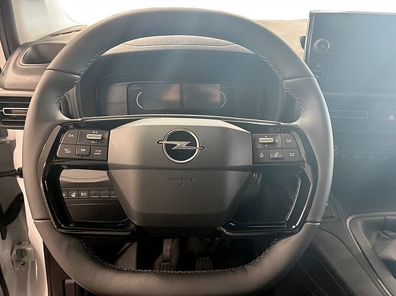 Opel Combo 9 of 15