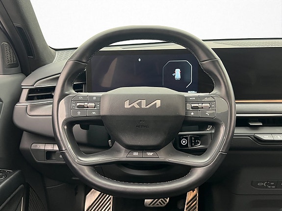 Kia EV9 18 of 30