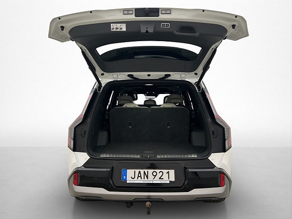 Kia EV9 10 of 30