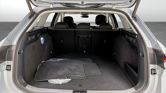 Skoda Superb 12 of 13