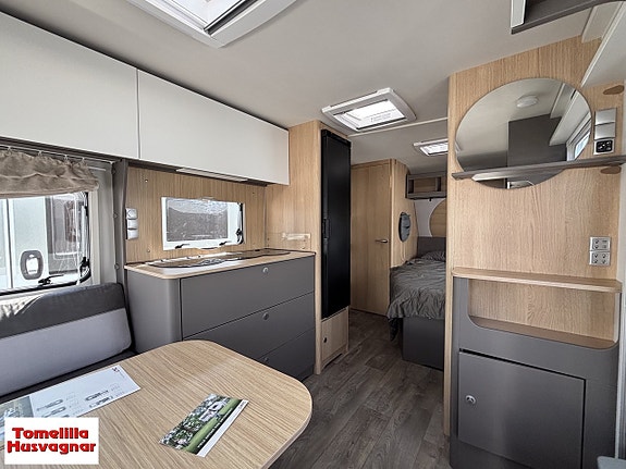 LMC Tandero 480 D 8 of 20