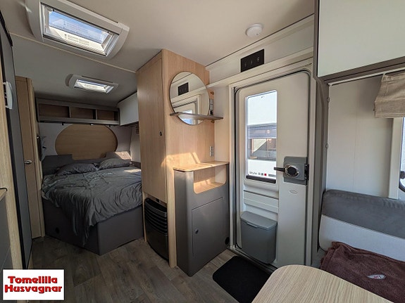 LMC Tandero 480 D 7 of 20