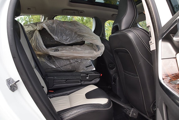 Volvo XC60 10 of 26