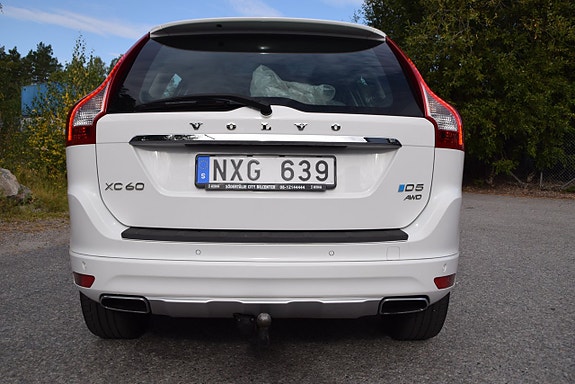 Volvo XC60 4 of 26