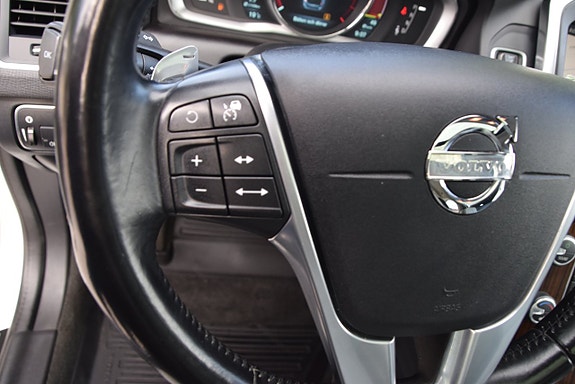Volvo XC60 21 of 26