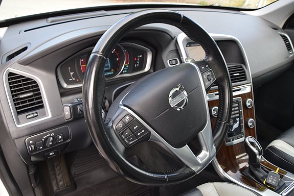 Volvo XC60 19 of 26