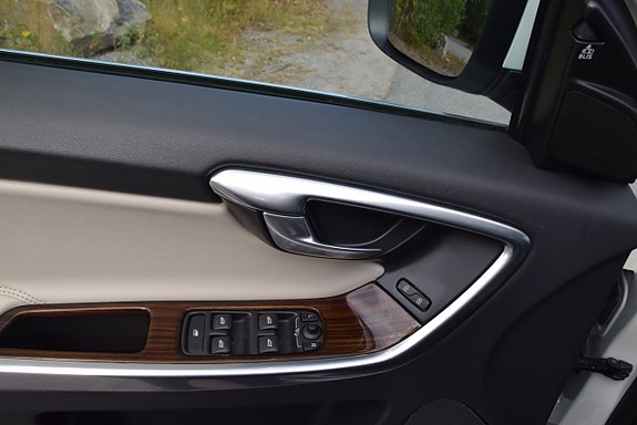 Volvo XC60 22 of 26
