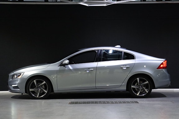 Volvo S60 6 of 28
