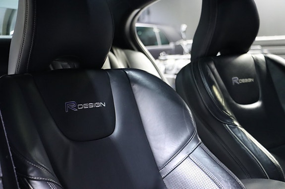 Volvo S60 16 of 28