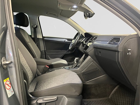 Volkswagen Tiguan 13 of 21