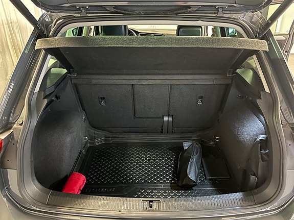 Volkswagen Tiguan 15 of 21