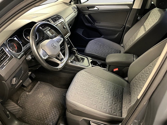 Volkswagen Tiguan 9 of 21