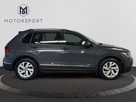 Volkswagen Tiguan 7 of 21