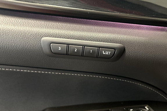 Lexus NX350h 10 of 14