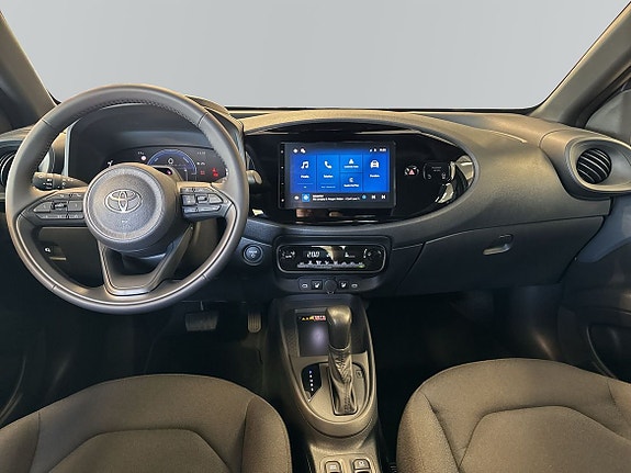 Toyota Aygo X 8 of 13