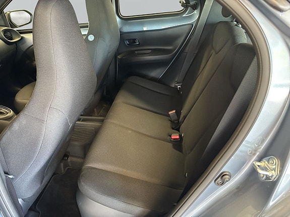 Toyota Aygo X 7 of 13